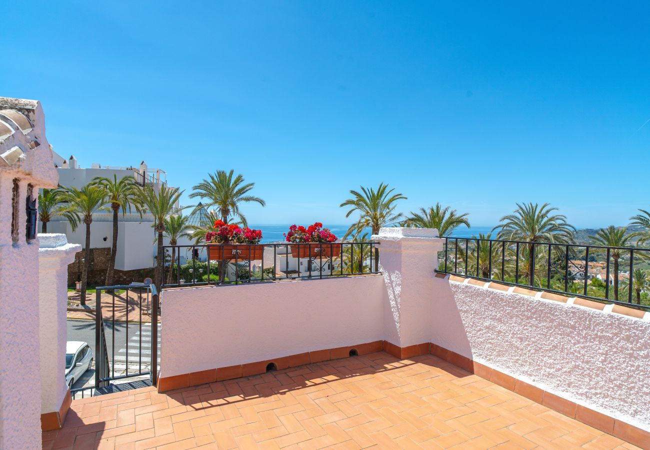 Appartement in Nerja - Hibiscos Seaview Terrace by Casasol