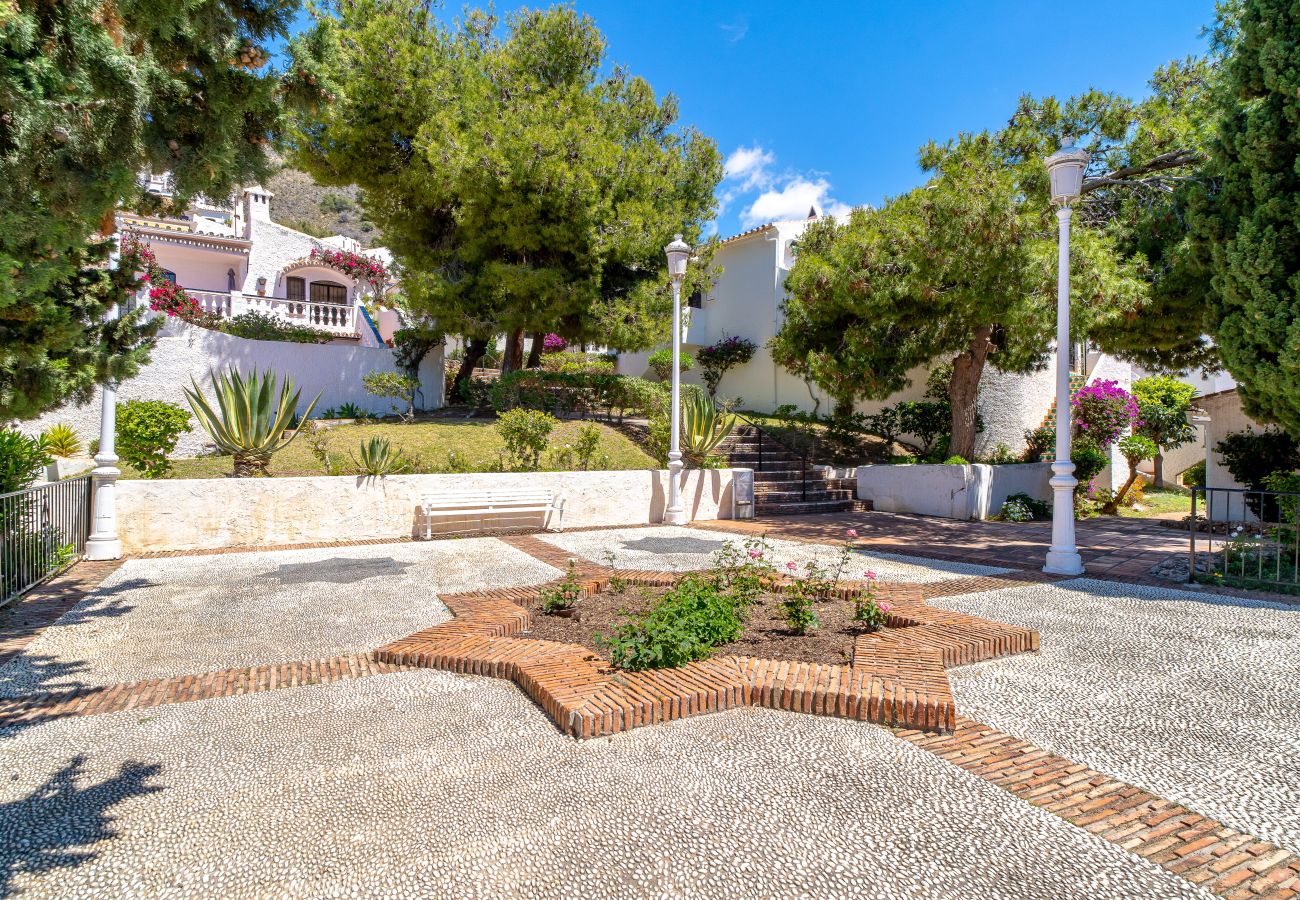 Appartement in Nerja - Hibiscos Seaview Terrace by Casasol