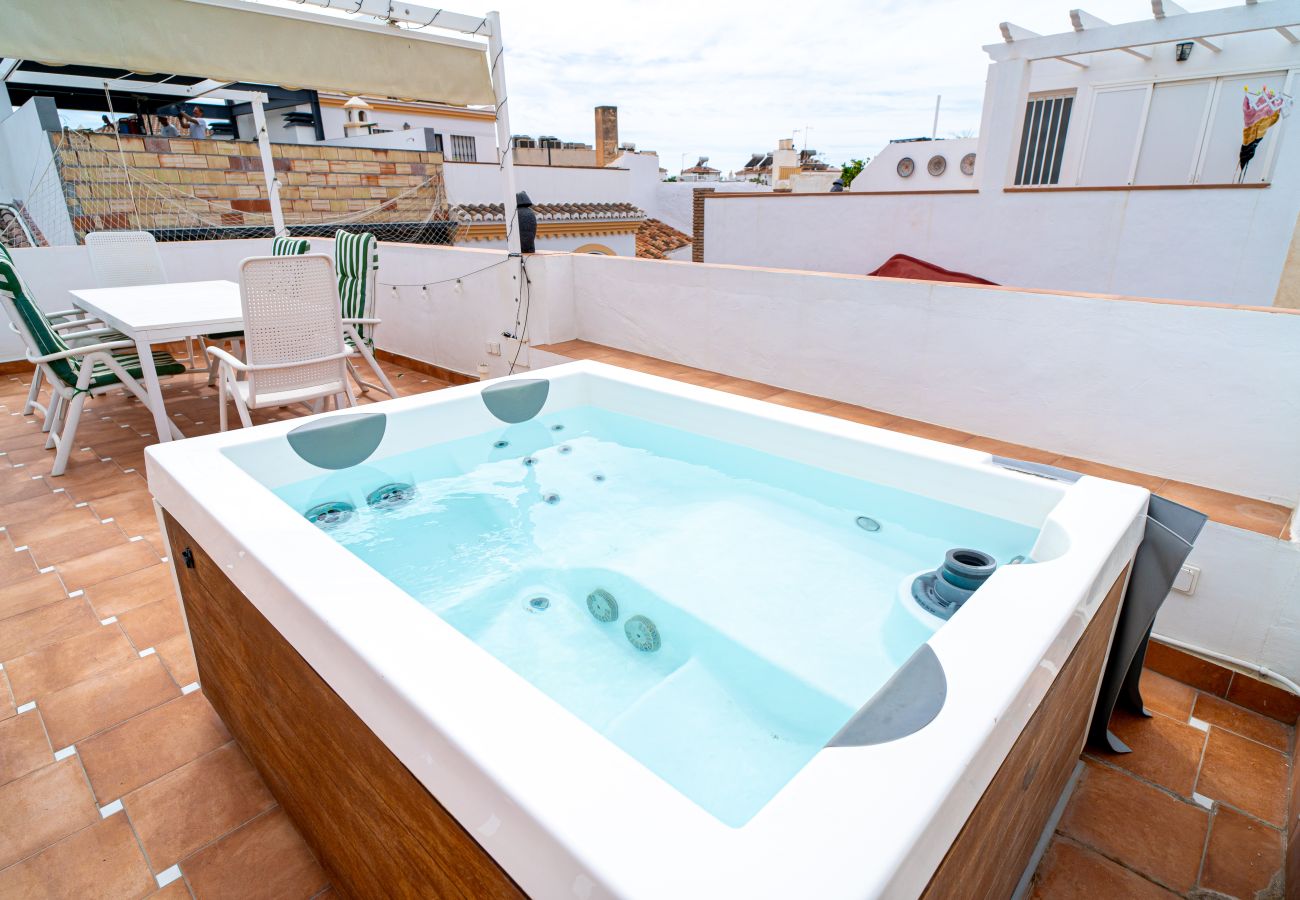 Huis in Nerja - Casa Animas 10 Jacuzzi by Casasol